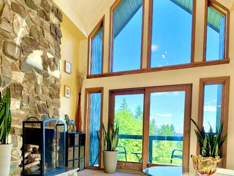 397 Mountain View Road, Newark, VT 05871