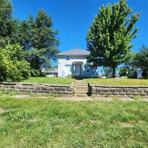 1501 Summit Street, Marshalltown, IA 50158