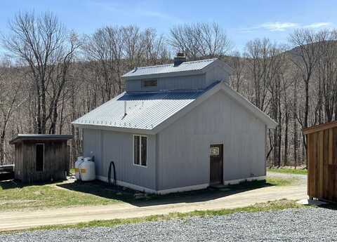6878 Streeter Road, Wardsboro, VT 05360