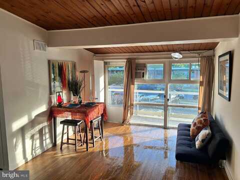 7401 18TH AVENUE, HYATTSVILLE, MD 20783