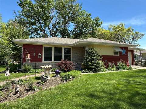 324 W Filmore Street, Winterset, IA 50273