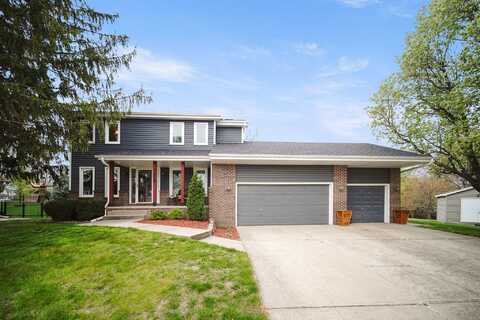 1409 Avery Court, Norwalk, IA 50211