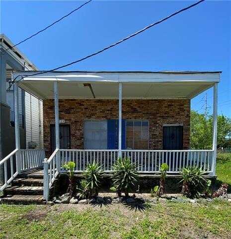 1724 ST ANTHONY Street, New Orleans, LA 70116