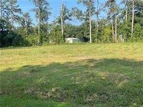 N ELMWOOD Loop, Hammond, LA 70403