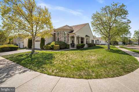 32 VINEYARD WAY, BARNEGAT, NJ 08005