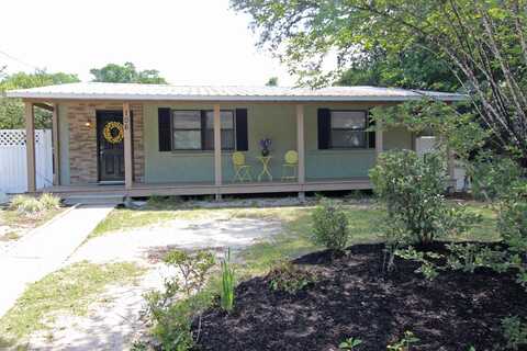 106 3rd Street, Niceville, FL 32578