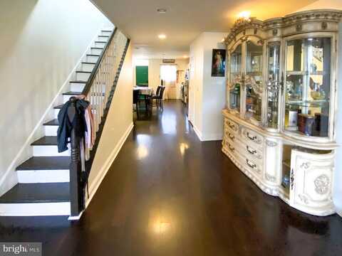3018 E FAYETTE STREET E, BALTIMORE, MD 21224