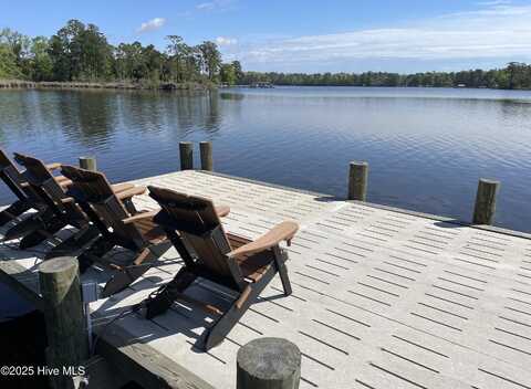 354 Fernwood Court, Bath, NC 27808