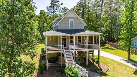 61 Spinnaker Point Road N, Oriental, NC 28571