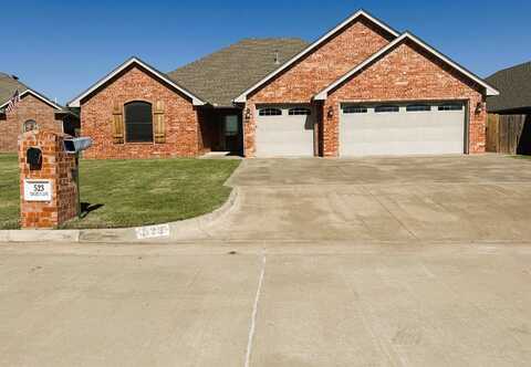 523 Grizzly Ln, Enid, OK 73703