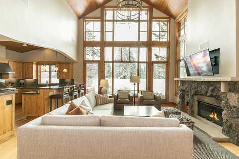 12202 Lookout Loop, Truckee, CA 96161