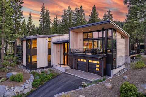 15157 Boulder Place, Truckee, CA 96161