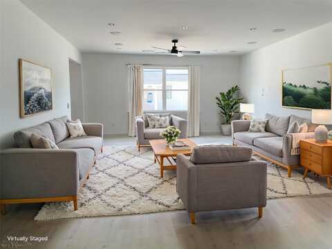 1500 Sylvan Glade RD 1B, Austin, TX 78745