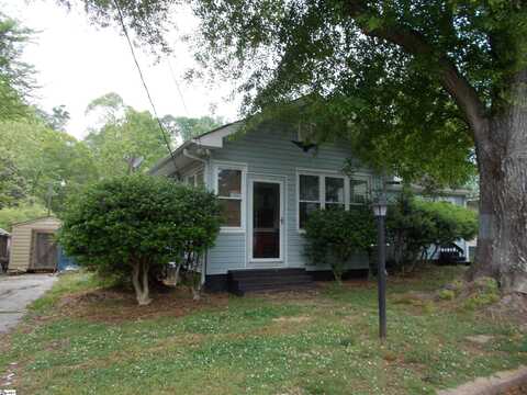 33 SCHOOL Street, Enoree, SC 29335