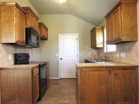 900 Aspen Creek Terrace, Yukon, OK 73099