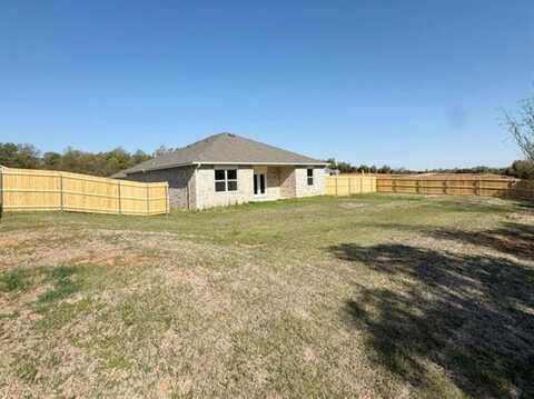 812 Stella Trail, Guthrie, OK 73044