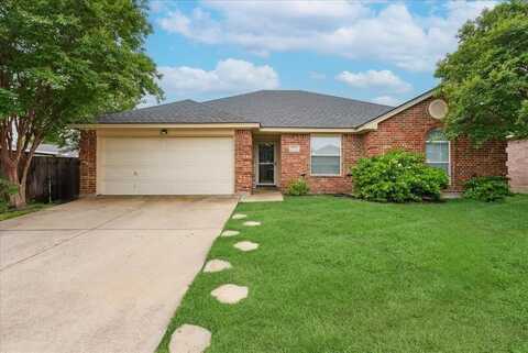 933 Carlin Lane, Burleson, TX 76028