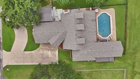 5014 Largo Drive, Granbury, TX 76049