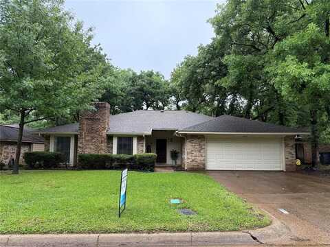4519 Grey Dawn Drive, Arlington, TX 76017