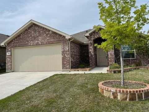 420 Saguaro Drive, Fort Worth, TX 76052