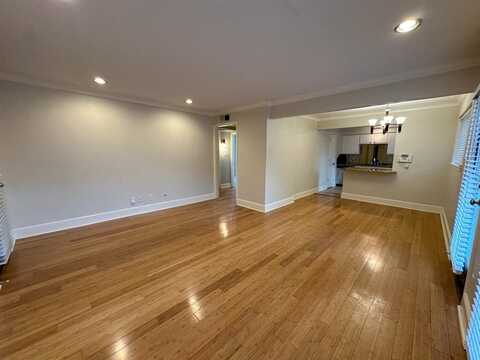 7730 Meadow Park Drive, Dallas, TX 75230