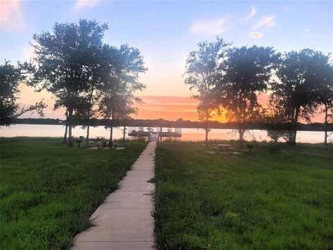 Tbd Lago Vista Drive, East Tawakoni, TX 75472