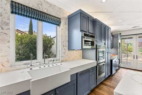 11578 SUBURBAN Road, Las Vegas, NV 89135
