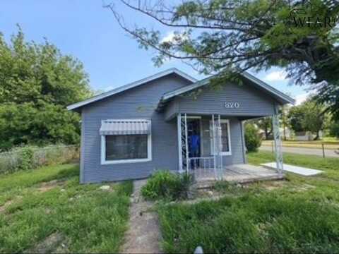 820 WOODS STREET, Wichita Falls, TX 76301
