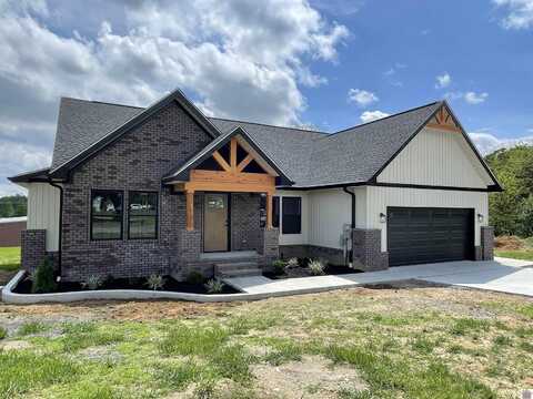 1360 Eagle Ln, Mayfield, KY 42066