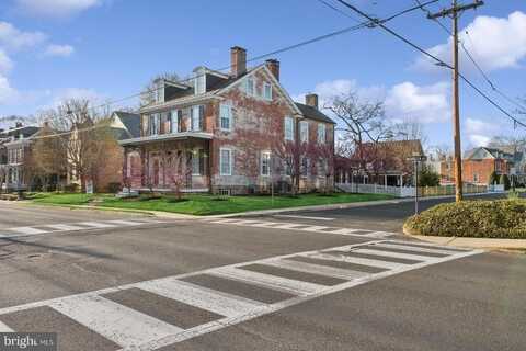 115 E WASHINGTON AVENUE, NEWTOWN, PA 18940