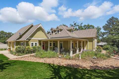 326 W Liberty Street, Pilot Point, TX 76258