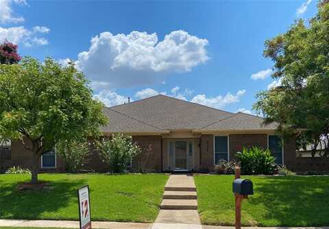2136 Tampico Drive, Carrollton, TX 75006