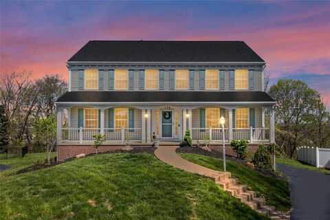 136 Amberwoods Drive, Strabane, PA 15317