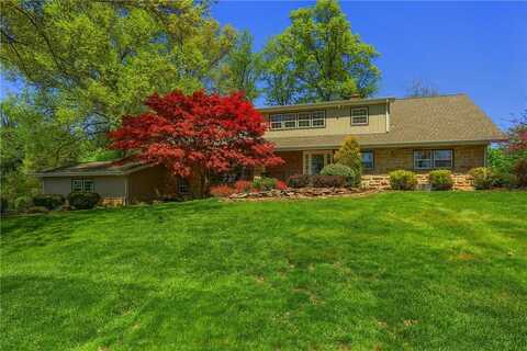 2 Davidson Drive, Patterson Hill, PA 15010