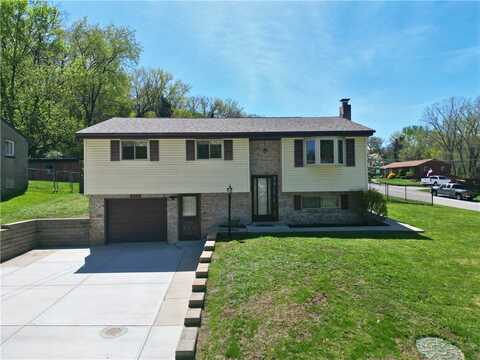 553 Deborah Jane Dr, Plum, PA 15239