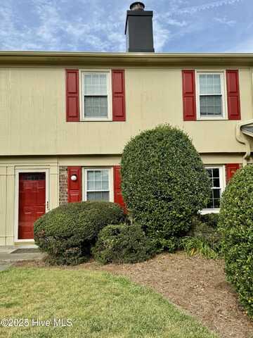 25 Scott Street, Greenville, NC 27858