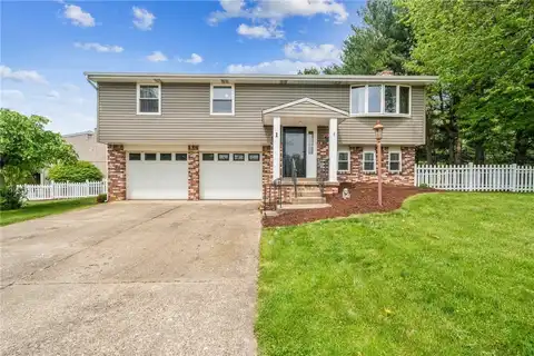1 Fitch Ln, Mount Pleasant, PA 15601