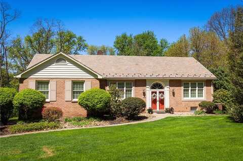 2650 Quail Hill Dr, Upper Saint Clair, PA 15241