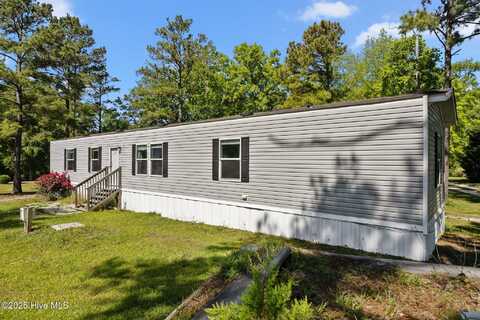 313 Buck Drive, Hampstead, NC 28443