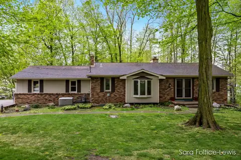 2735 Silverwood Street SW, Byron Center, MI 49315