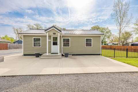 611 Miami Avenue, Russells Point, OH 43348