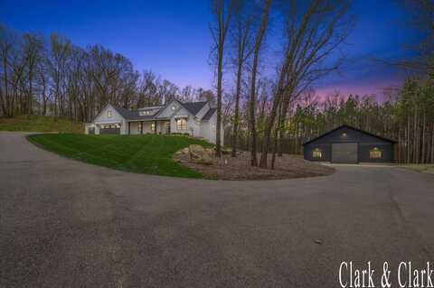 10678 Kissing Ridge Drive SE, Lowell, MI 49331