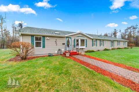 5335 Pinecrest Drive, Lewiston, MI 49756