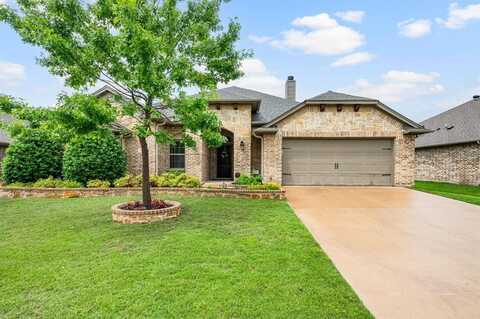 680 Fossil Wood Drive, Saginaw, TX 76179