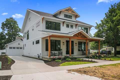 104 Erie Street, South Haven, MI 49090
