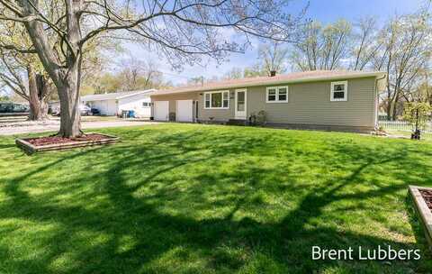 2532 Prairie Avenue, Holland, MI 49424