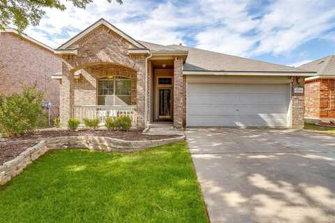 10705 Highland Ridge Road, Fort Worth, TX 76108