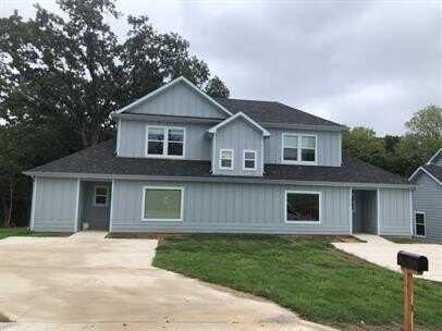 986 S 6th Avenue, Denison, TX 75021