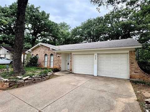 2708 Hilldale Boulevard, Arlington, TX 76016