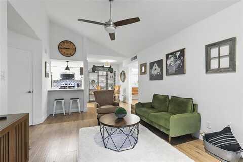3244 Donnelly Circle, Fort Worth, TX 76107